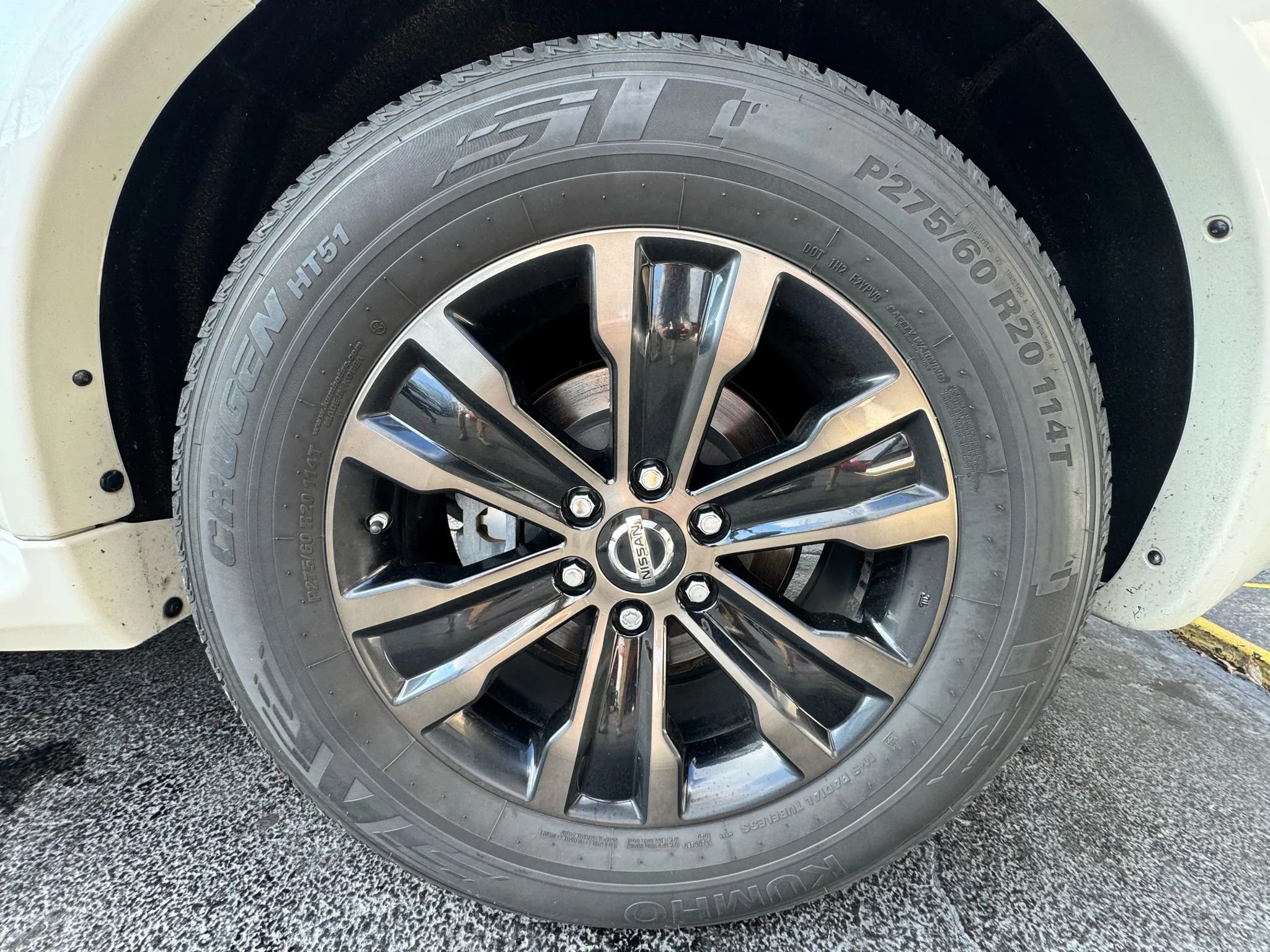 Used 2020 Nissan Armada Platinum w/ Captain's Chairs Package image 14