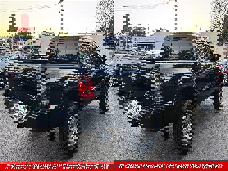 Used 2011 Toyota Tacoma PreRunner w/ SR5 Pkg #2 w/JBL Audio RWD image 3