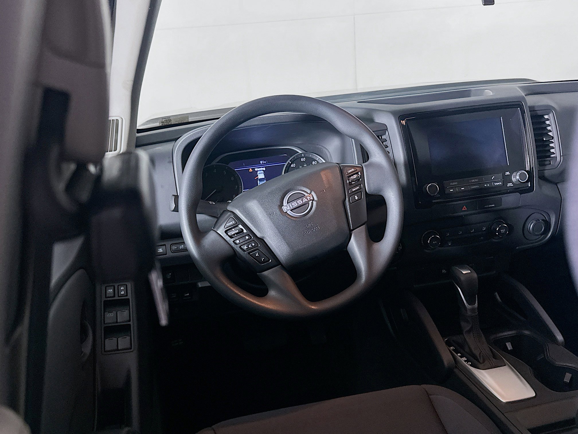 Used 2022 Nissan Frontier S w/ Technology Package image 18