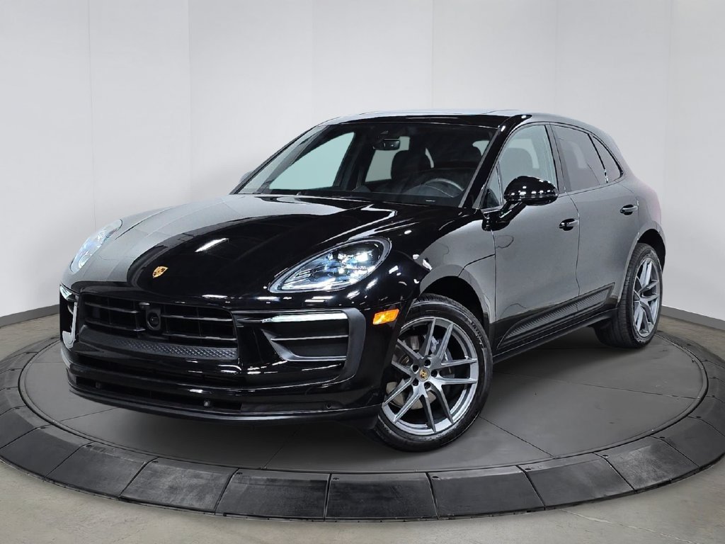 Certified 2026 Porsche Macan AWD/4WD image 1