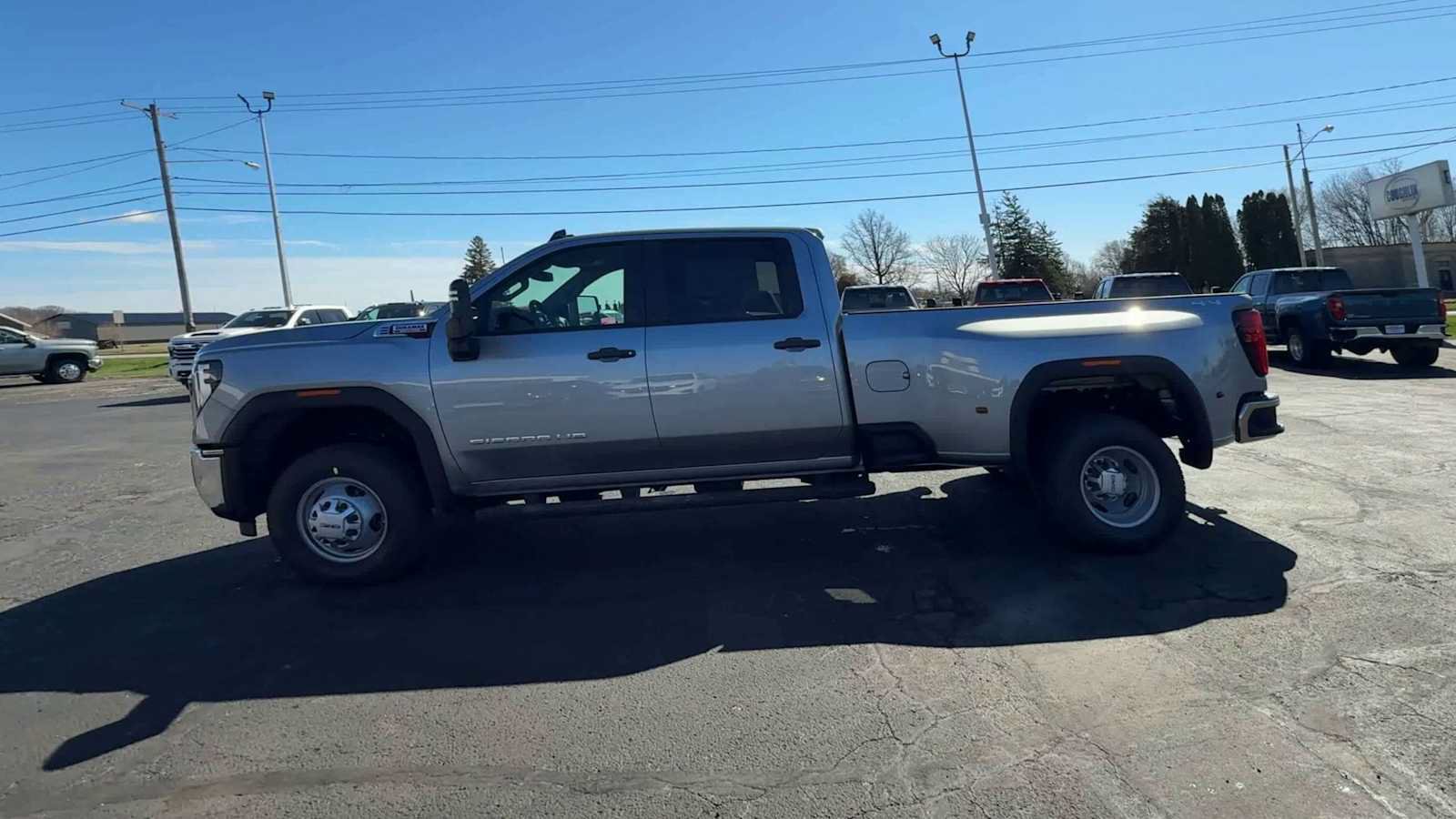 New 2026 GMC Sierra 3500 Pro w/ 1SA Pro Safety Plus Package AWD/4WD image 5