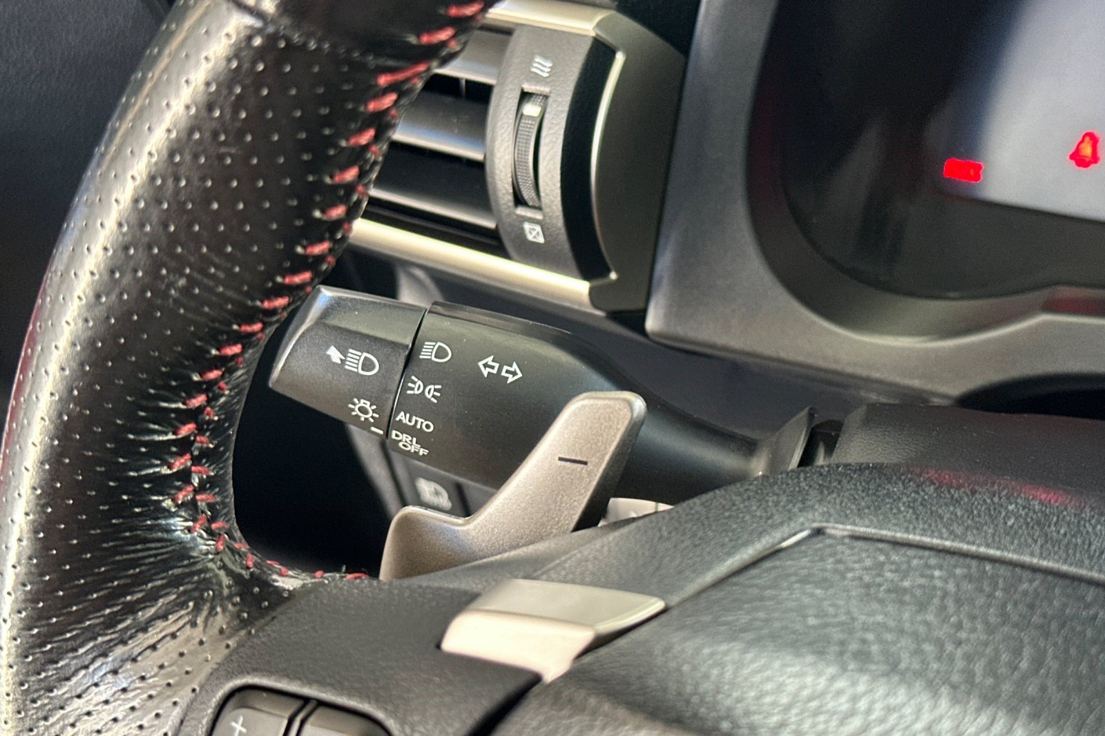 Used 2018 Lexus IS 300 F Sport RWD image 32