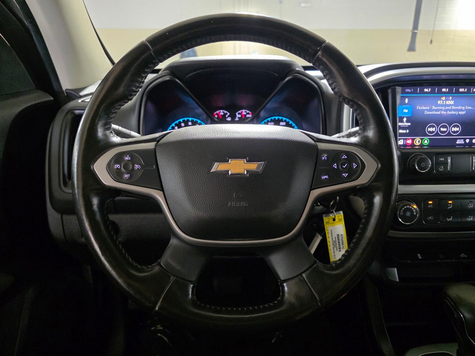 Used 2022 Chevrolet Colorado LT image 32