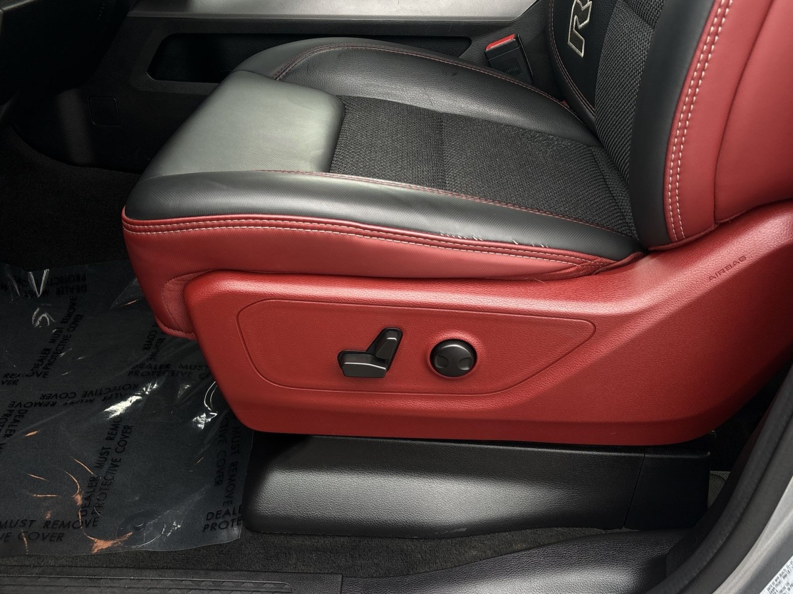 Used 2022 RAM 1500 Rebel AWD/4WD image 13
