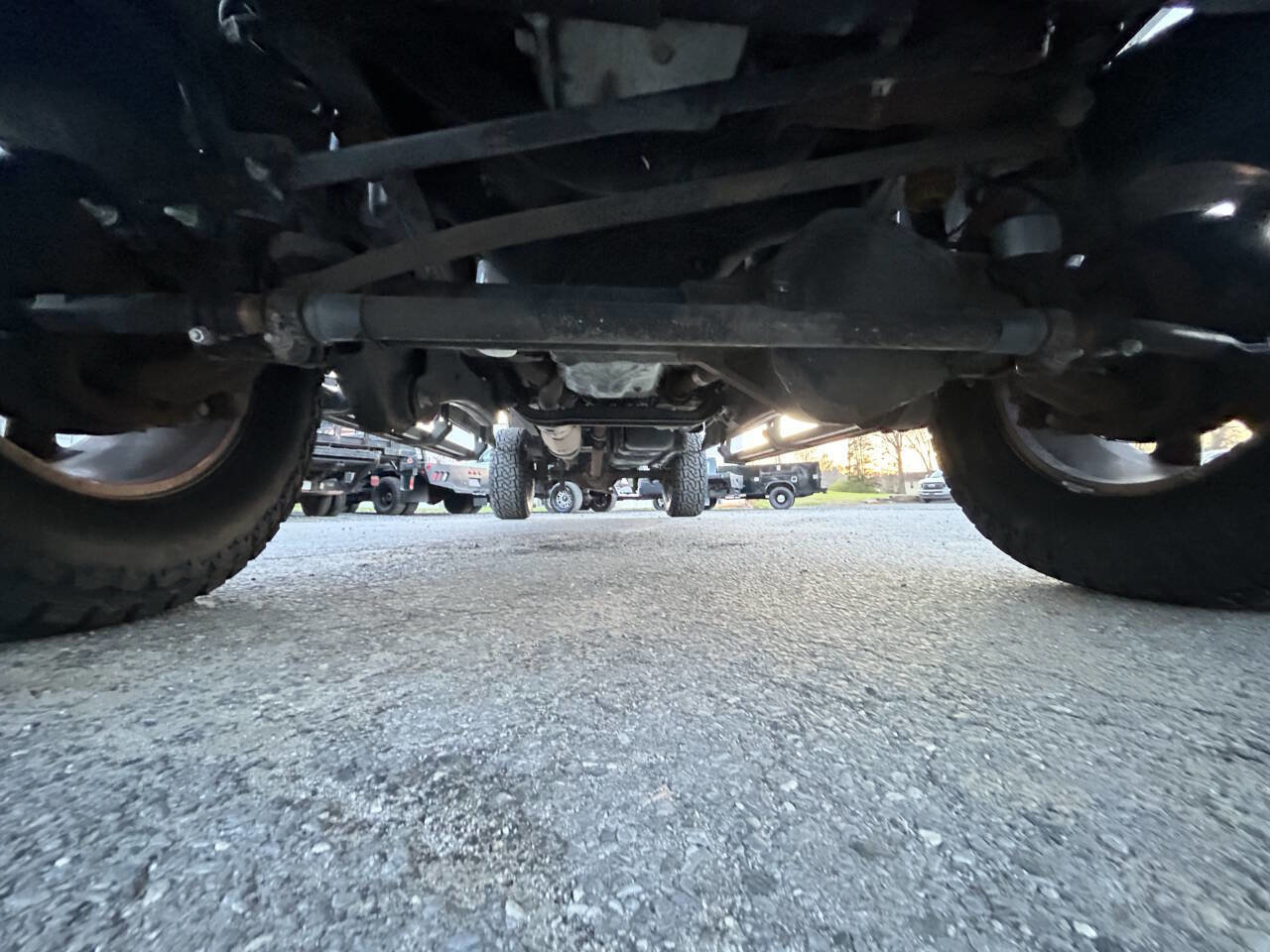 Used 2015 Ford F350 Lariat w/ Lariat Interior Package image 28