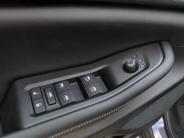 New 2026 Jeep Grand Cherokee Laredo X AWD/4WD image 13