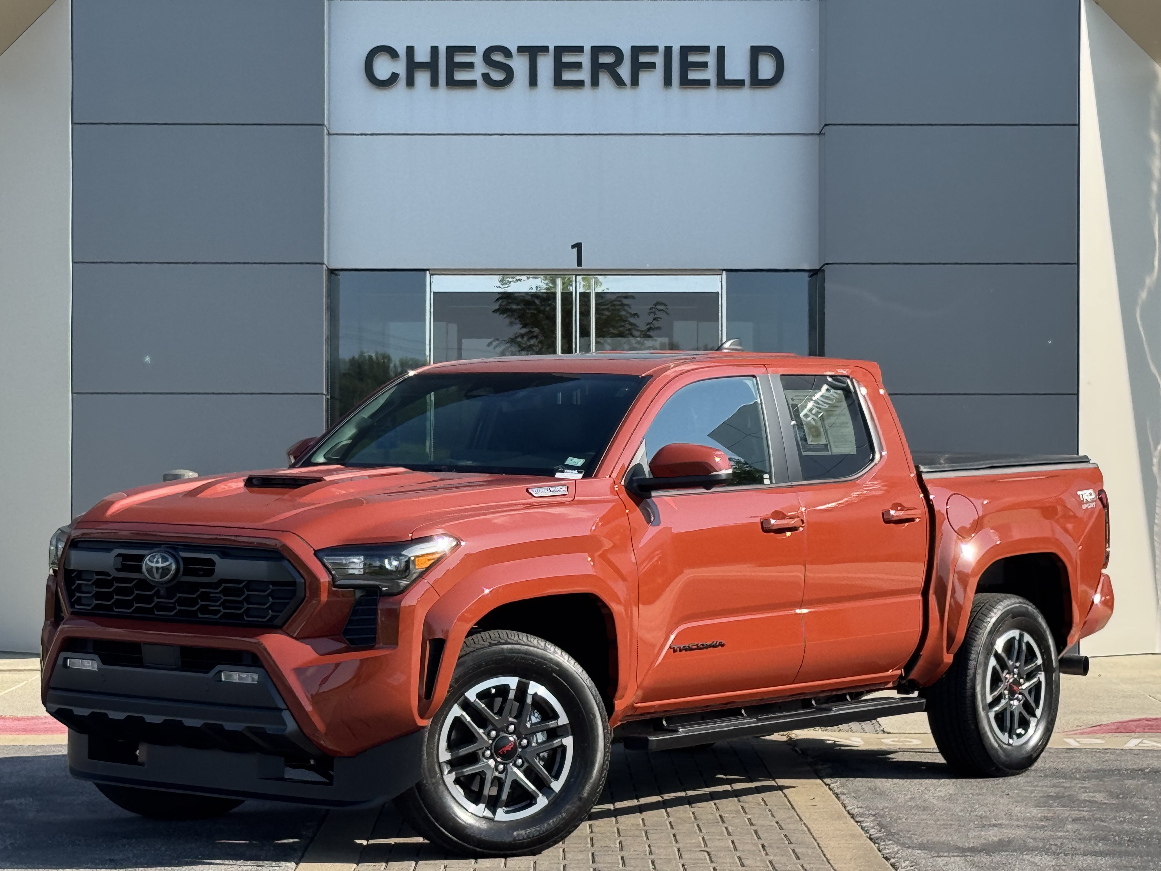 Used 2025 Toyota Tacoma TRD Sport w/ TRD Sport Premium Package AWD/4WD image 1