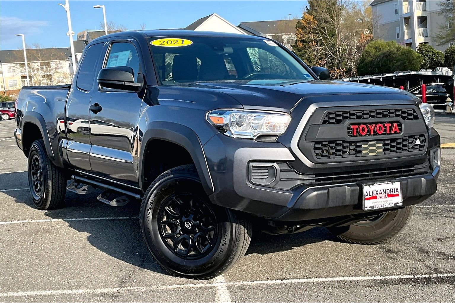 Used 2021 Toyota Tacoma SR w/ SX Package image 2