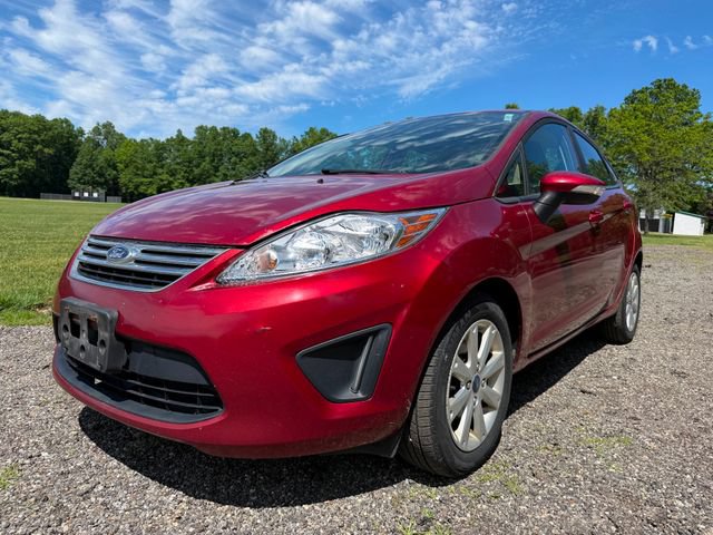 Used 2013 Ford Fiesta SE