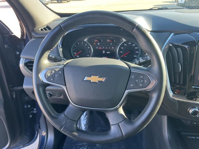 Used 2023 Chevrolet Traverse LT image 17