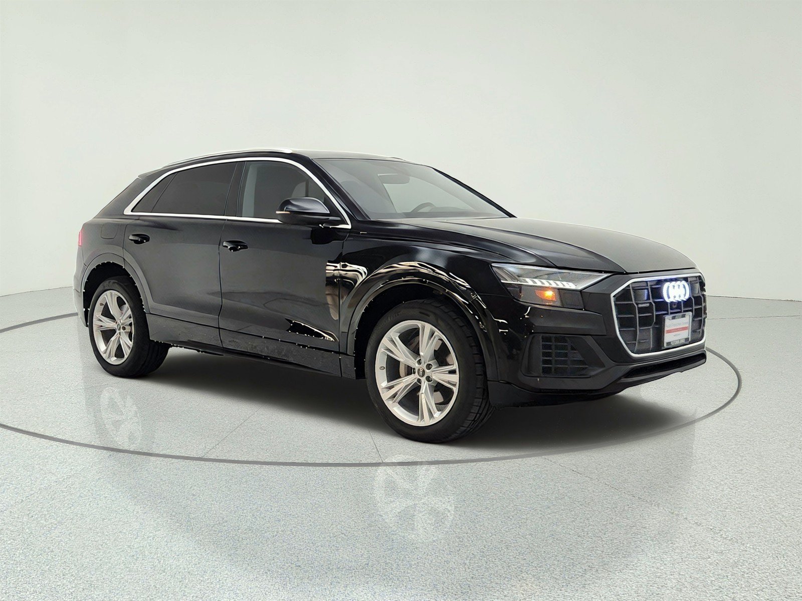 Used 2023 Audi Q8 Premium w/ Convenience Package AWD/4WD image 3