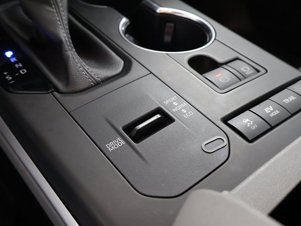 Used 2022 Toyota Highlander XLE image 54