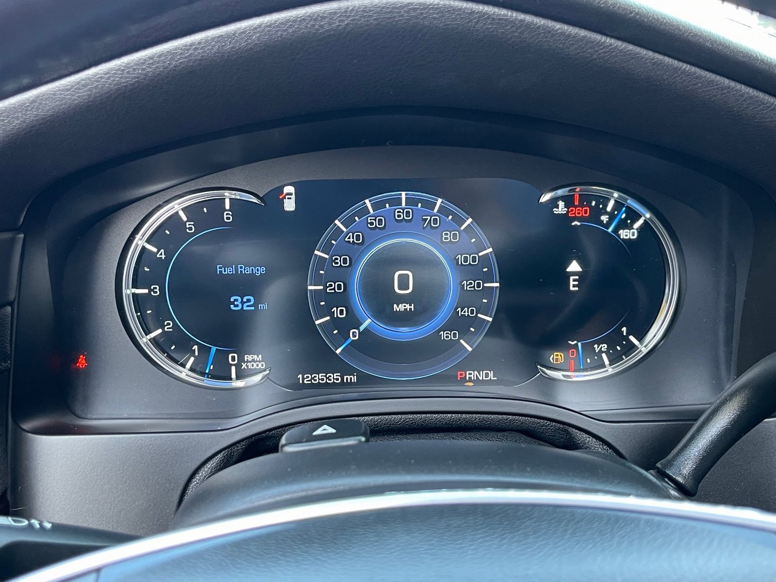 Used 2017 Cadillac Escalade ESV Premium Luxury image 51