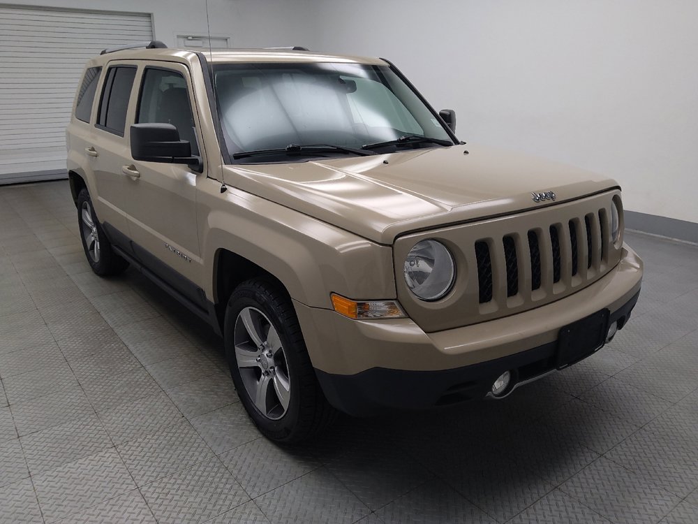 Used 2017 Jeep Patriot High Altitude FWD image 13