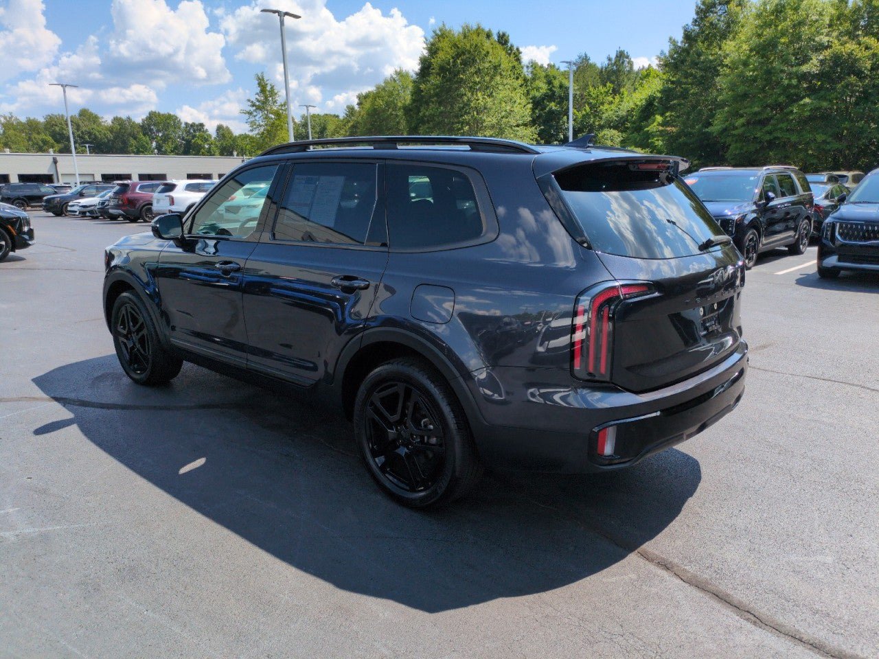 Certified 2025 Kia Telluride SX Prestige X-Line AWD/4WD image 5