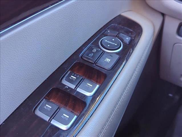Used 2019 Kia Sorento LX image 17