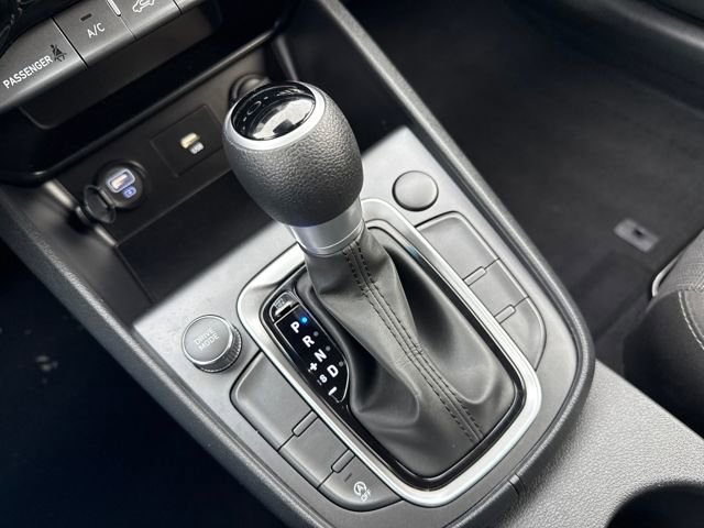 Certified 2023 Hyundai Kona SEL image 28