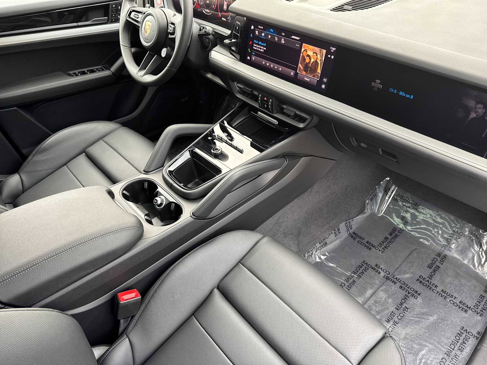 Certified 2025 Porsche Cayenne image 17