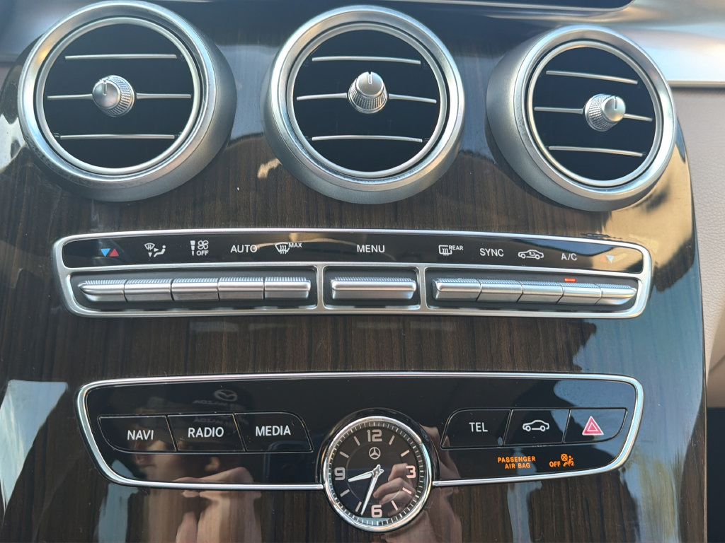 Used 2020 Mercedes-Benz C 300 Sedan image 35