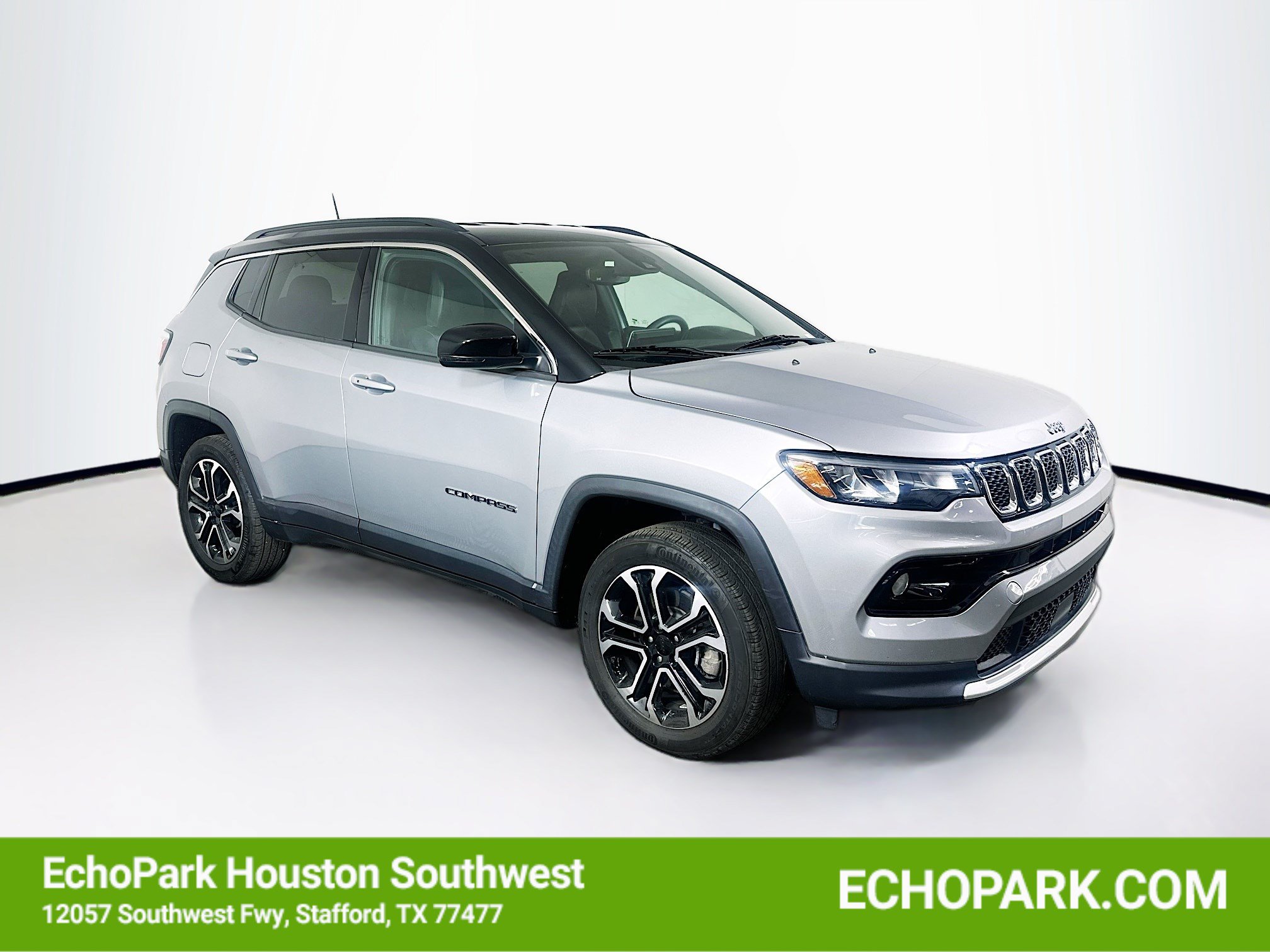 Used 2023 Jeep Compass Limited AWD/4WD image 1