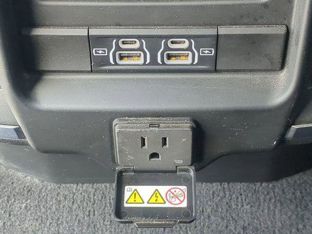 Certified 2025 RAM 1500 Big Horn image 16