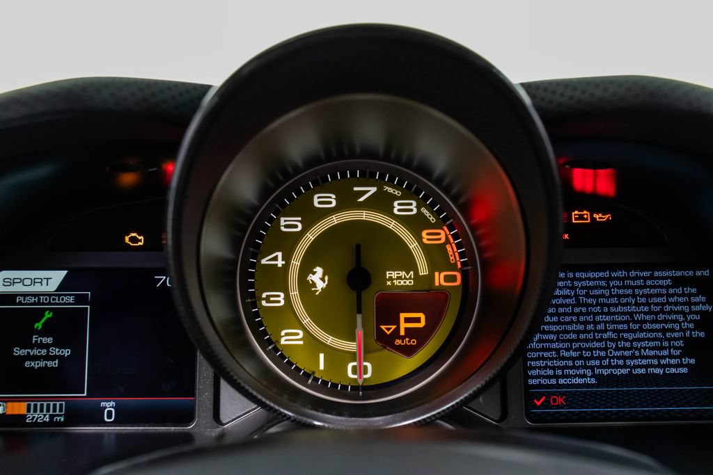 Certified 2023 Ferrari 812 GTS RWD image 40