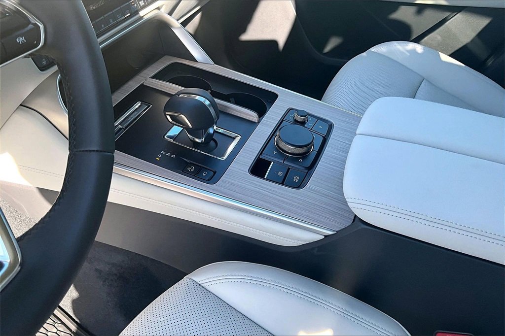 New 2026 MAZDA CX-90 3.3 Turbo w/ Premium Plus Pkg image 8