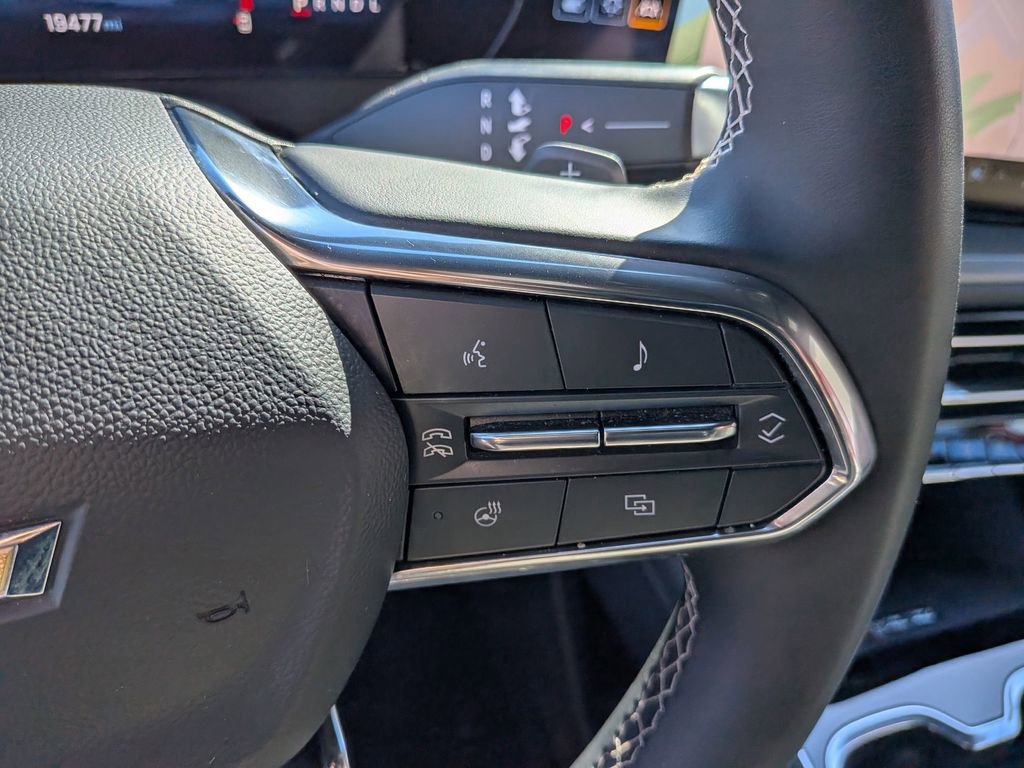 Certified 2025 Chevrolet Traverse LT image 17