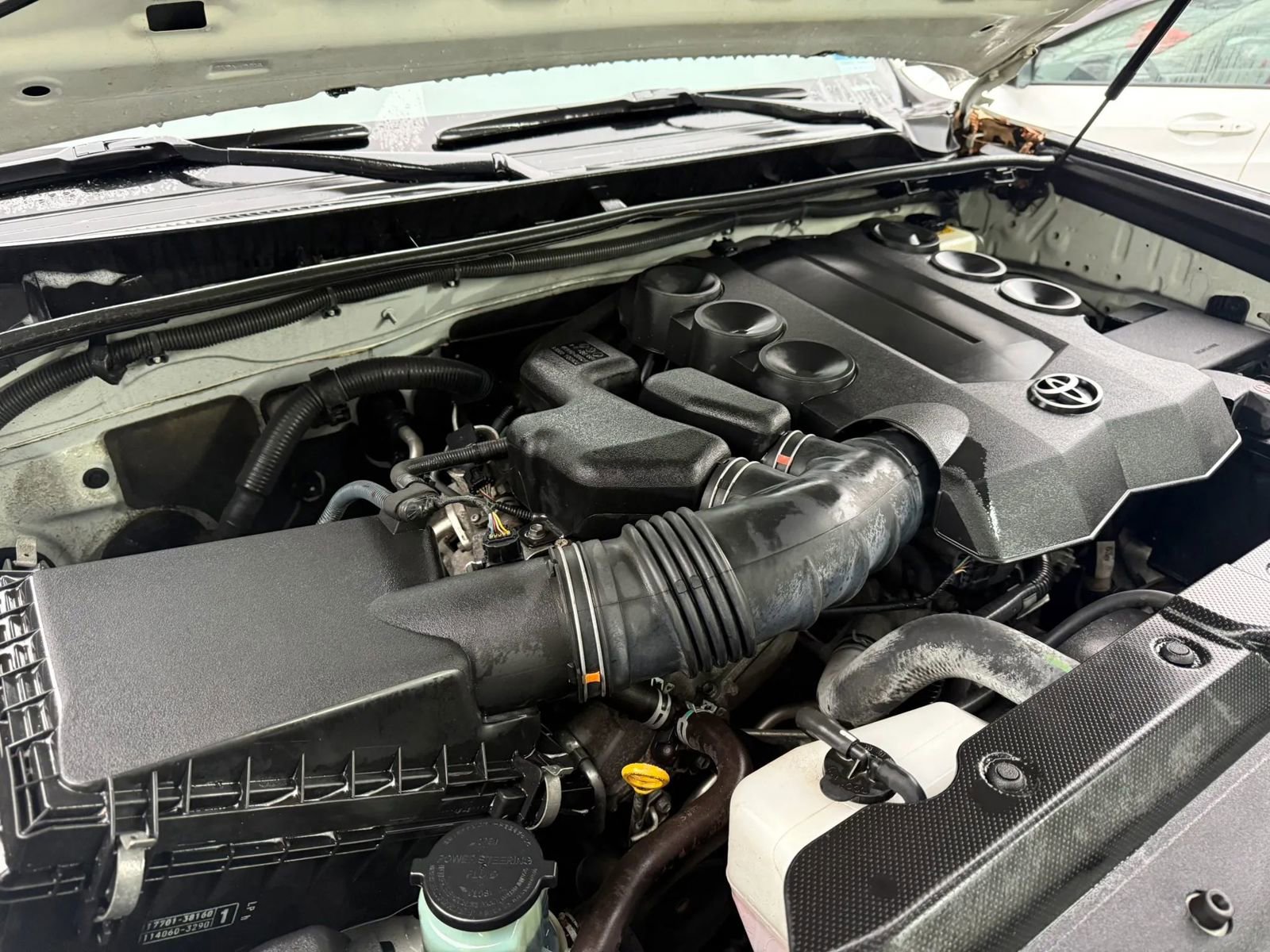 Used 2013 Toyota 4Runner SR5 w/ Convenience Pkg image 25