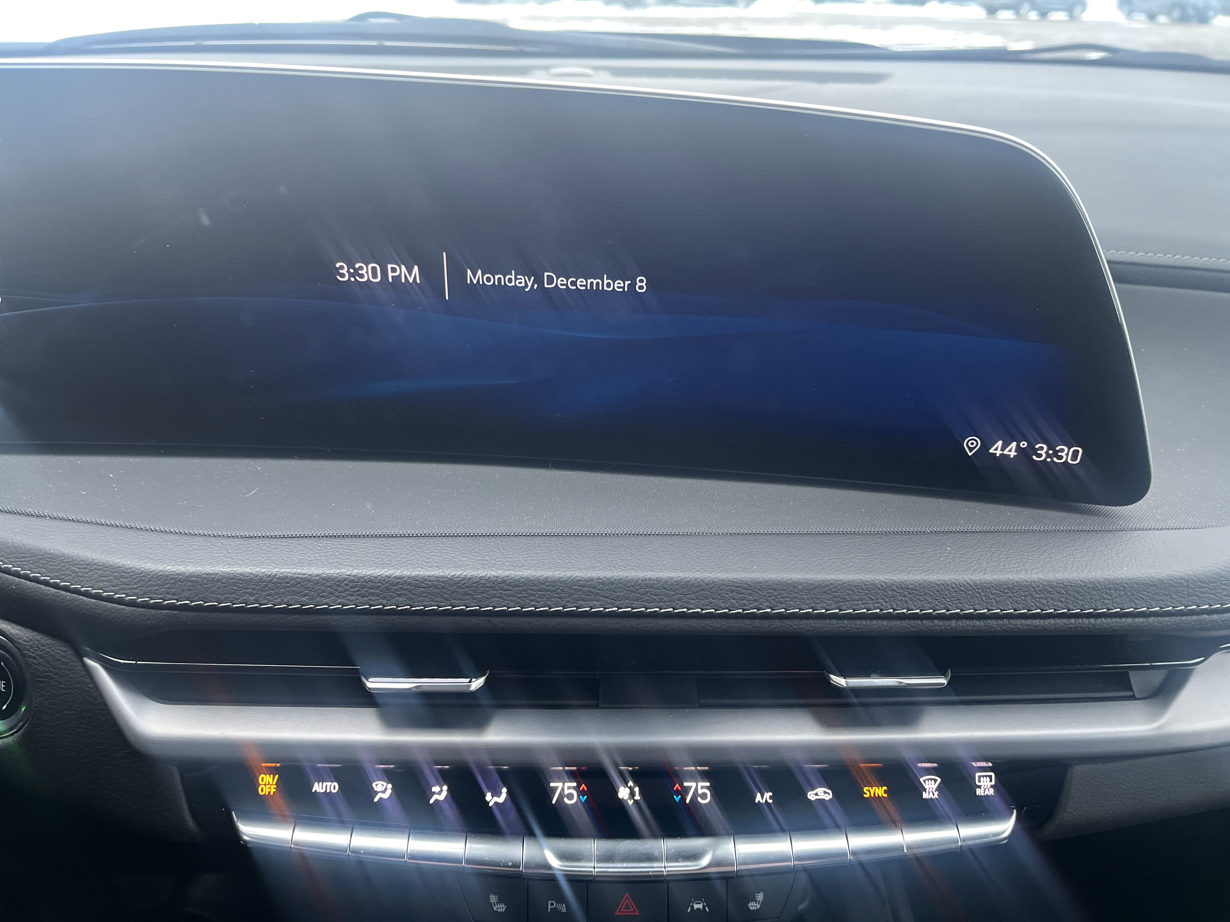 Used 2024 Cadillac XT4 Luxury w/ Cold Weather Package image 24