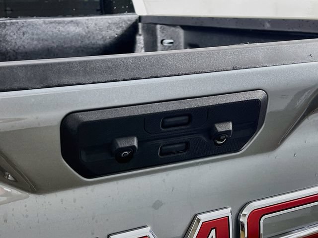 Used 2026 GMC Sierra 1500 SLT AWD/4WD image 27