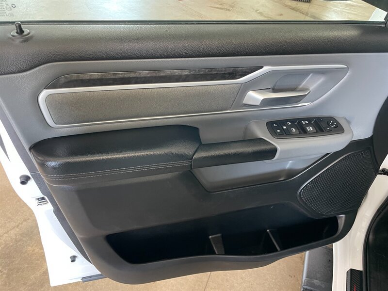 Used 2022 RAM 1500 Big Horn AWD/4WD image 24