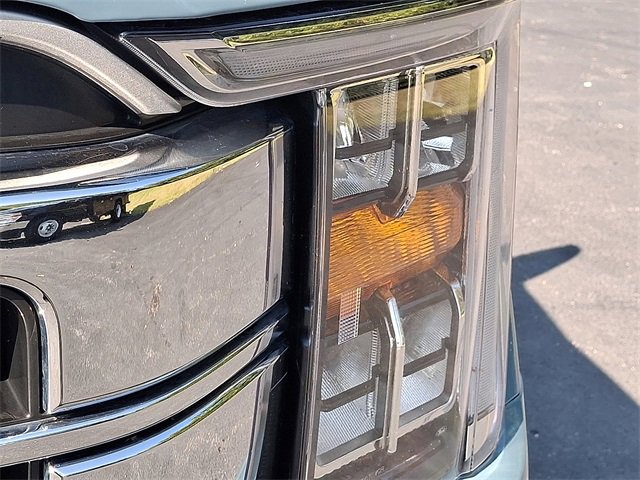 Used 2023 Ford F150 Lariat image 13