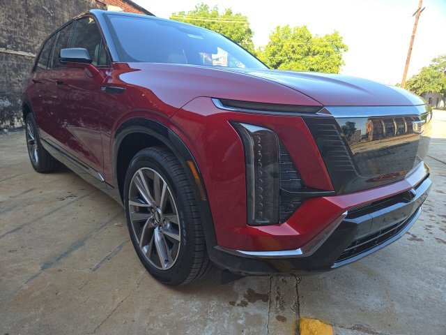 New 2026 Cadillac Vistiq Sport image 3