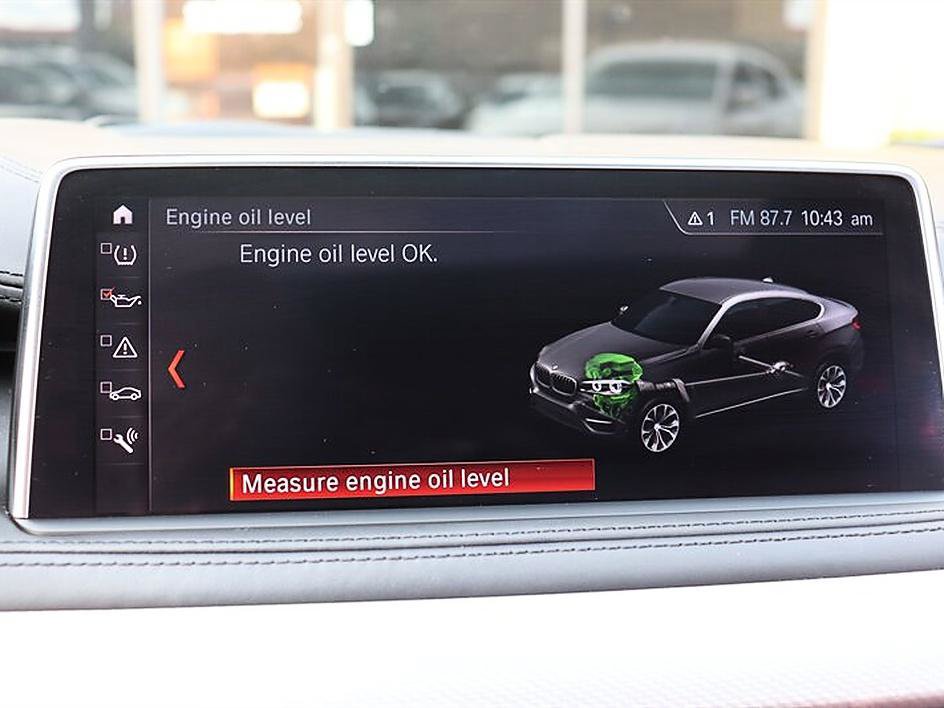 Used 2019 BMW X6 xDrive50i w/ M Sport Package AWD/4WD image 28