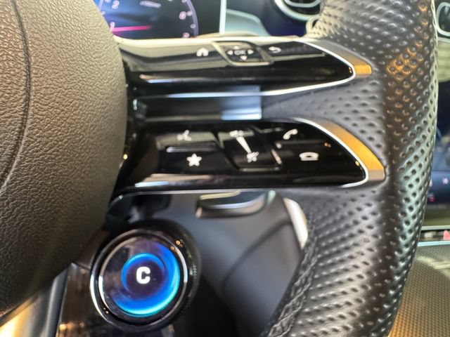 Used 2025 Mercedes-Benz GLC 43 AMG 4MATIC image 8