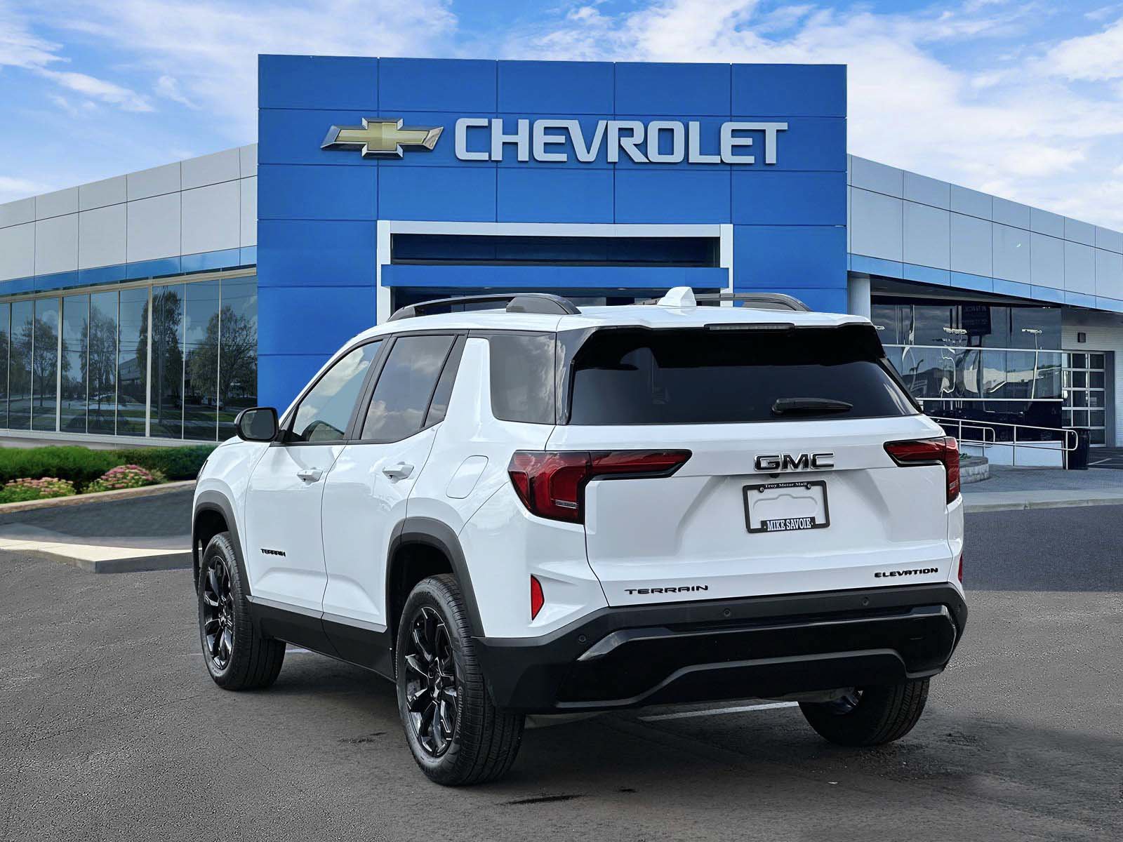 Certified 2026 GMC Terrain Elevation w/ Black Edition FWD image 3