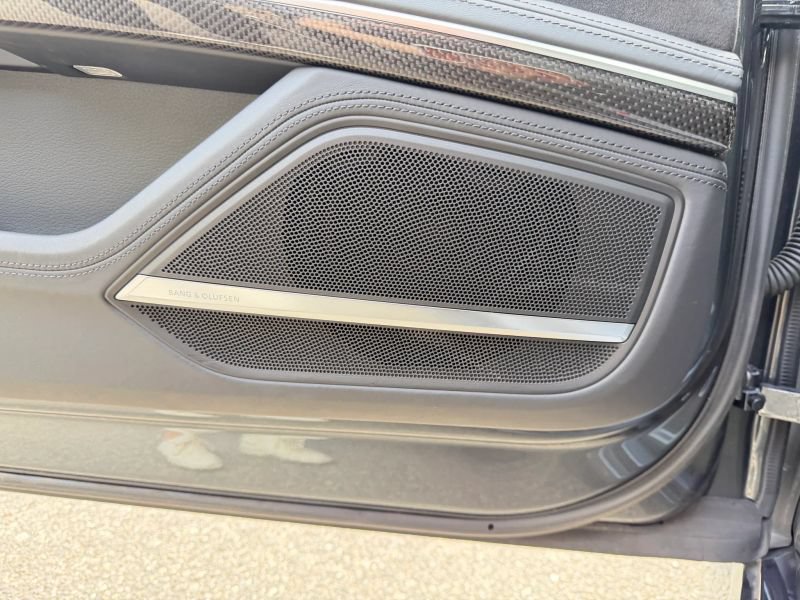 Used 2020 Audi S8 L AWD/4WD image 11