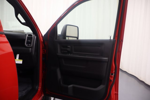 Used 2024 RAM 3500 Tradesman image 13