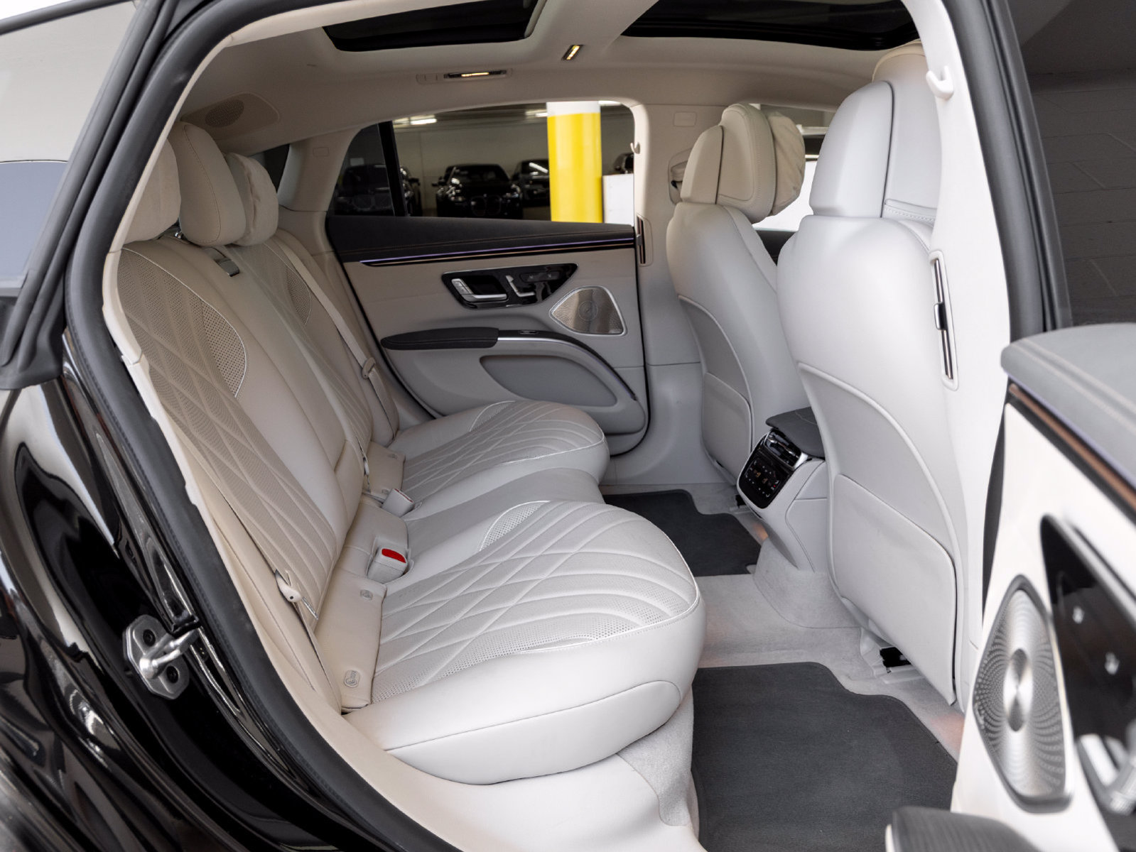 Certified 2023 Mercedes-Benz EQS 580 4MATIC Sedan image 26