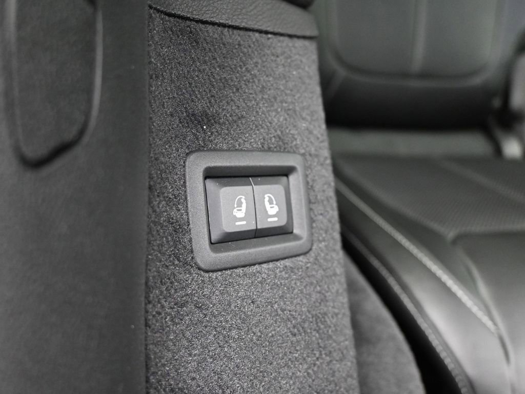 Used 2024 Jeep Grand Cherokee L Overland image 34