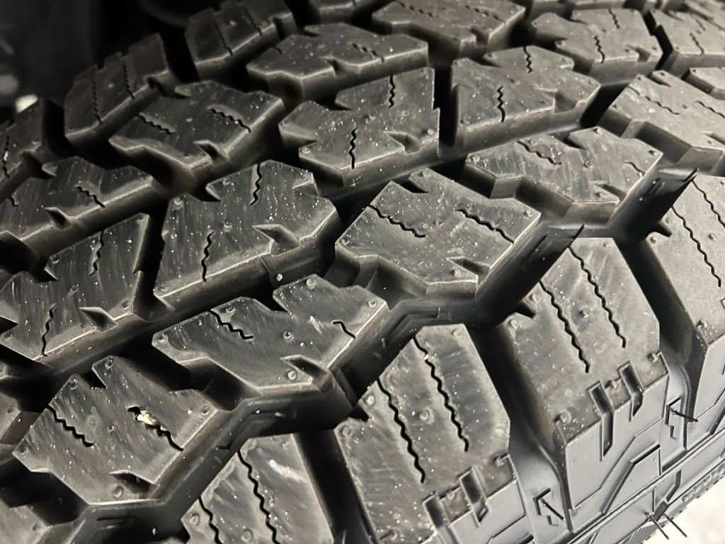 Used 2020 Jeep Wrangler Sport AWD/4WD image 28