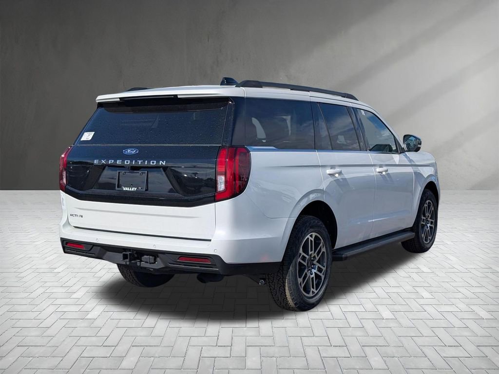 New 2026 Ford Expedition Active image 9