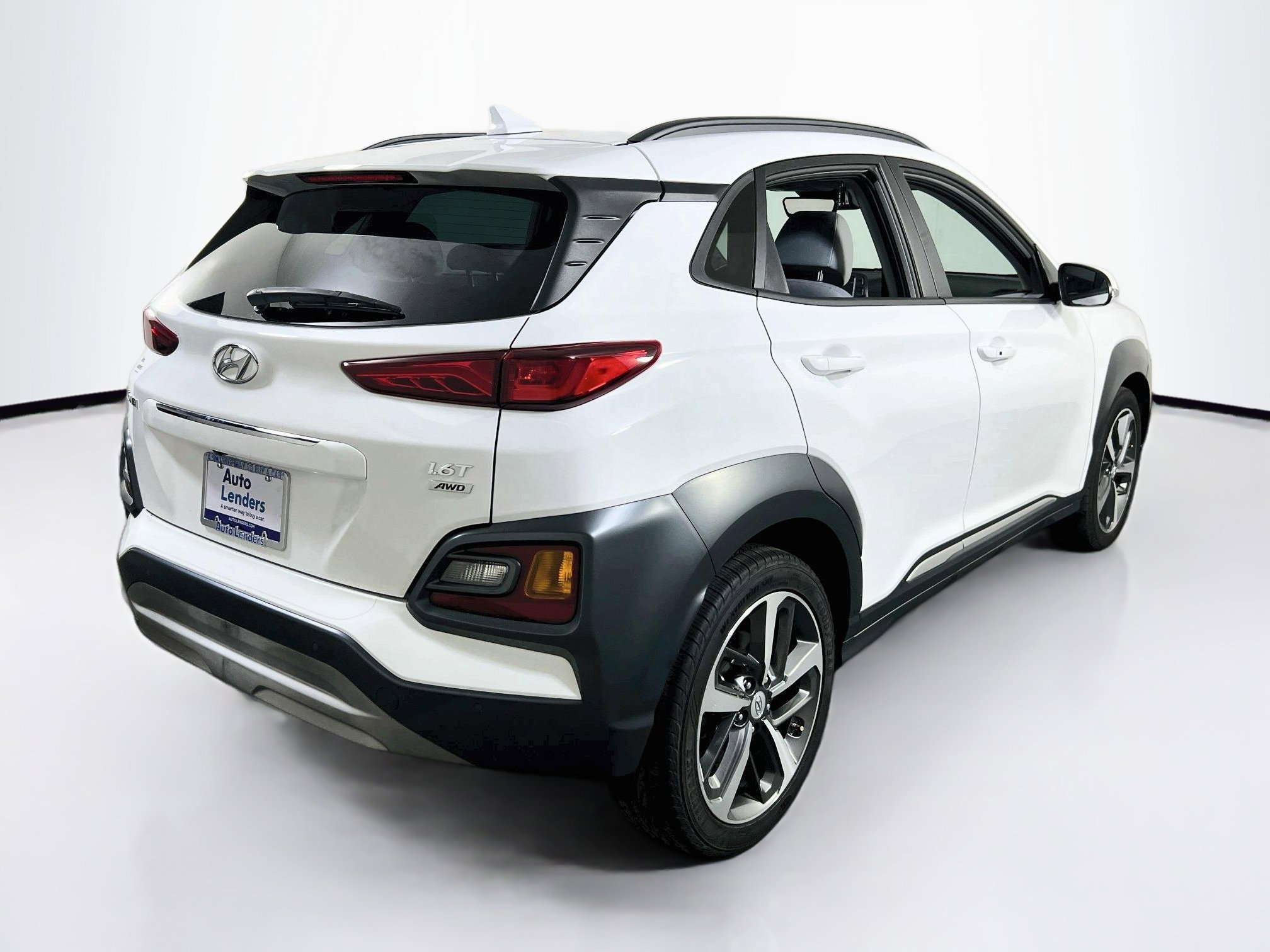 Used 2021 Hyundai Kona Ultimate w/ Cargo Package AWD/4WD image 5