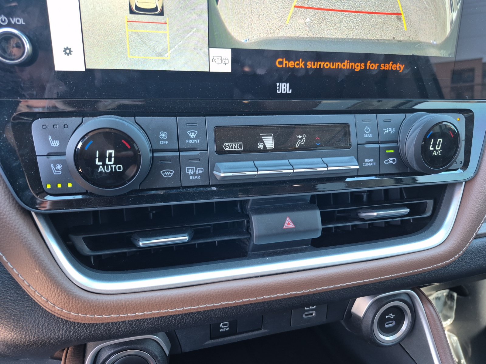 Used 2026 Toyota Grand Highlander AWD image 32