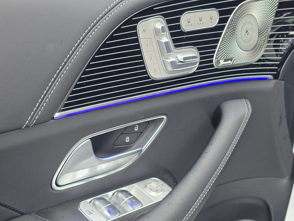 New 2026 Mercedes-Benz GLS 63 AMG 4MATIC image 41