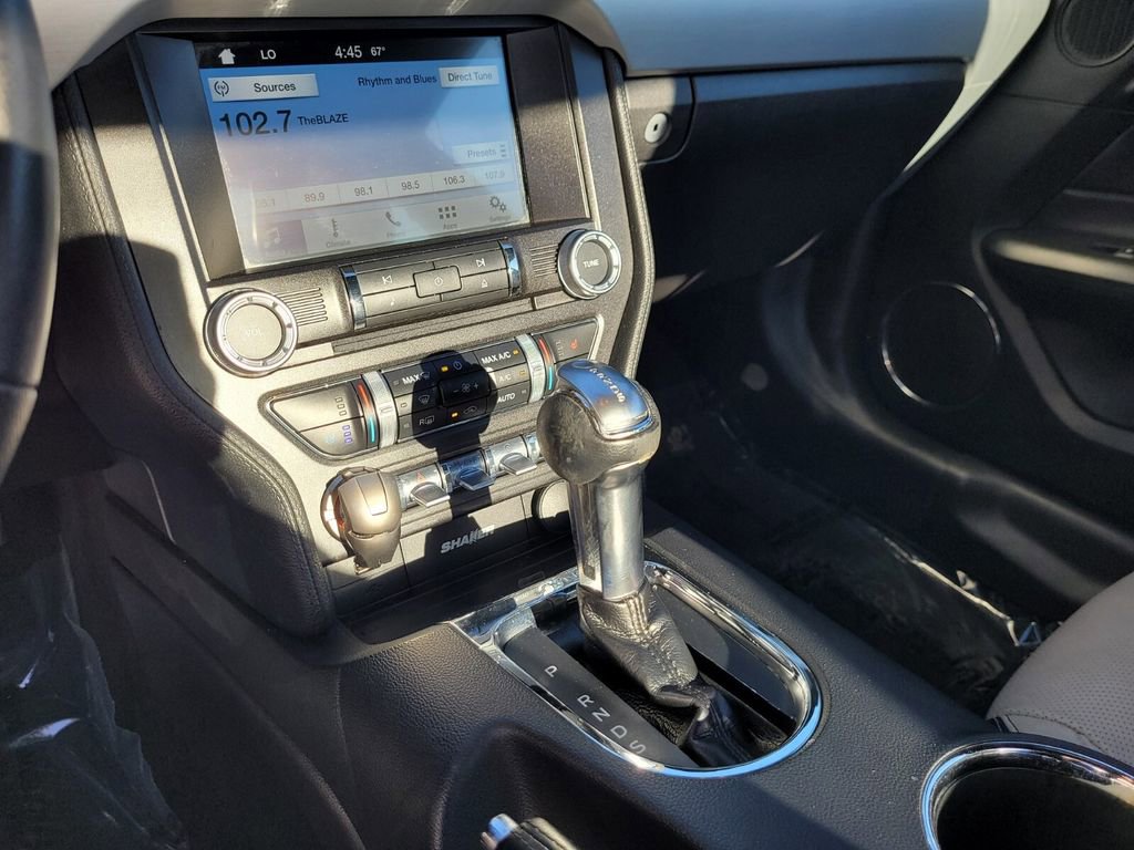 Used 2016 Ford Mustang Premium image 12