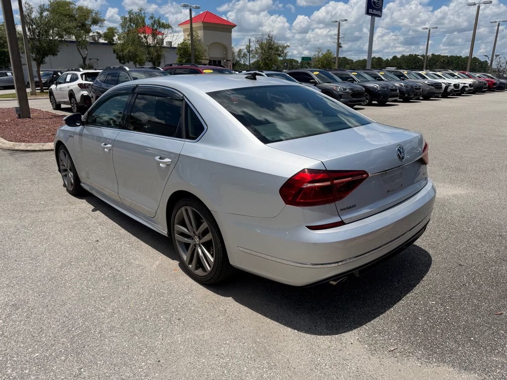 Used 2017 Volkswagen Passat 1.8T R-Line FWD image 7