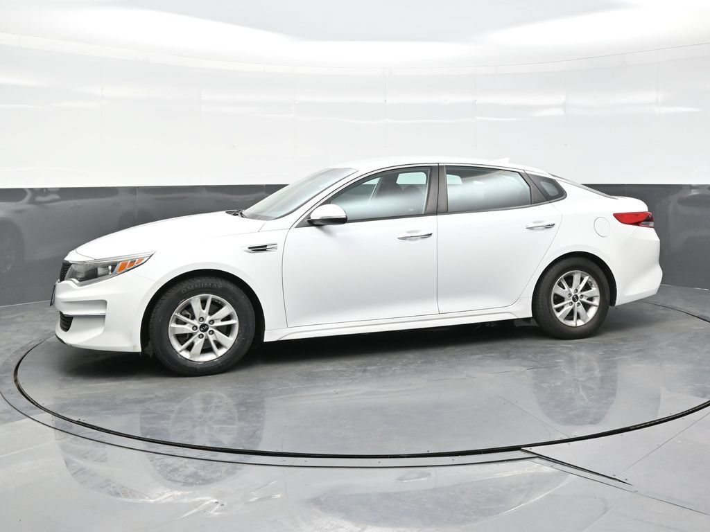 Used 2018 Kia Optima LX FWD image 3