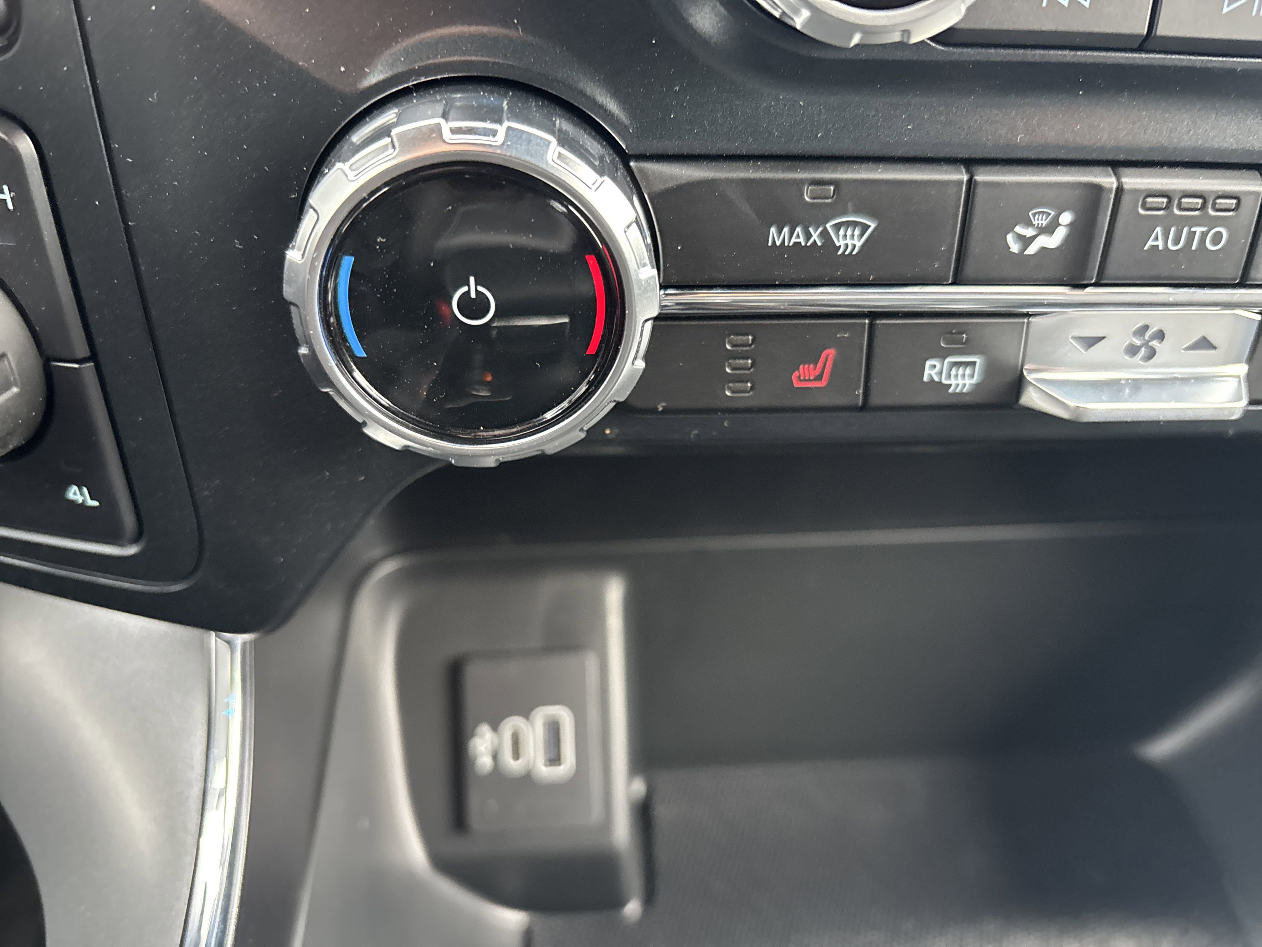 New 2025 Ford F150 XLT w/ Equipment Group 302A MID image 29